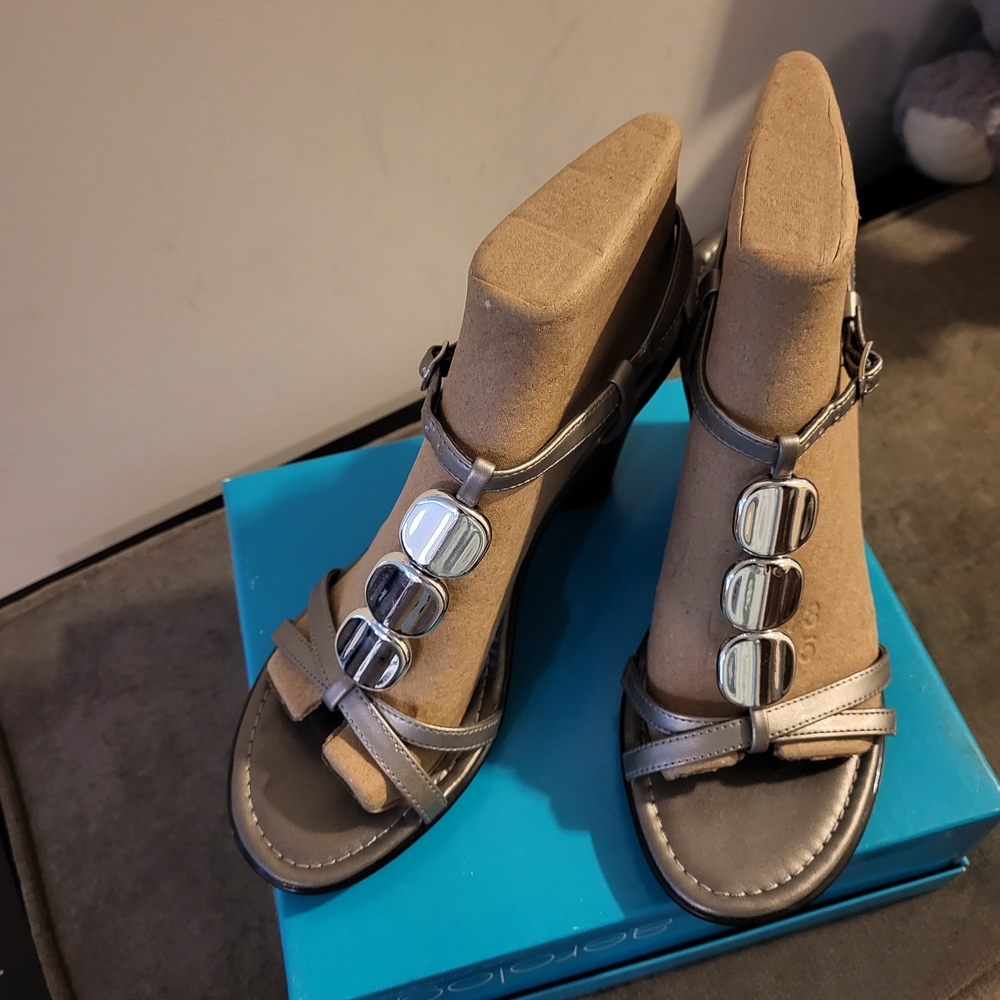 Pesaro Metallic Silver Sandals